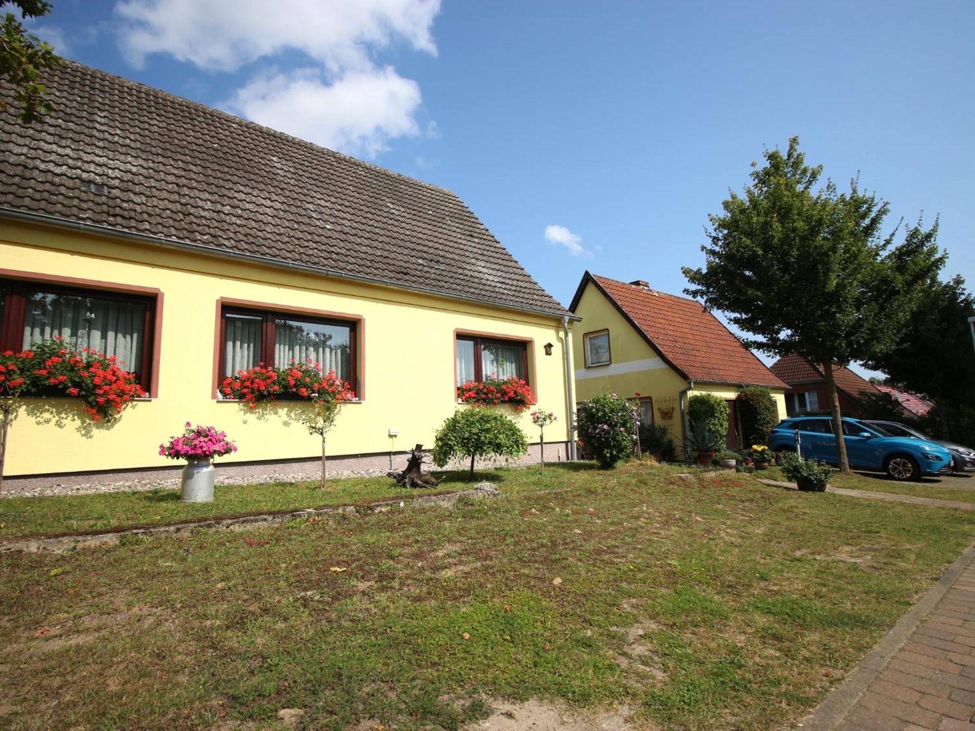 Ferienwohnung Familie Schmidt แบร์เกิน เอาฟ์ รือเจิน ภายนอก รูปภาพ