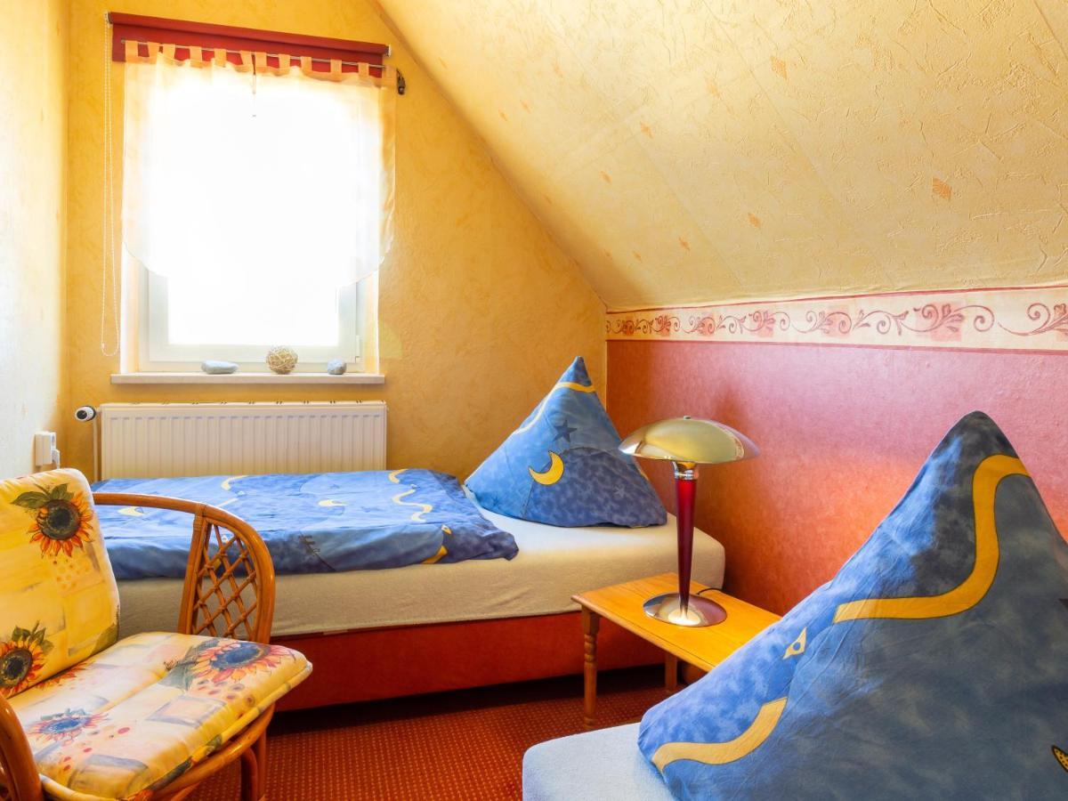 Ferienwohnung Familie Schmidt แบร์เกิน เอาฟ์ รือเจิน ภายนอก รูปภาพ